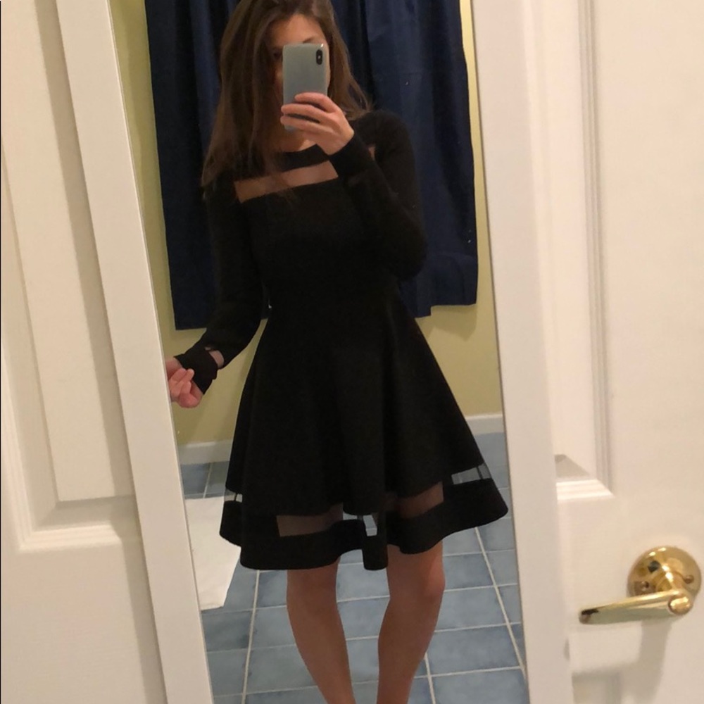 Long sleeve black dress!